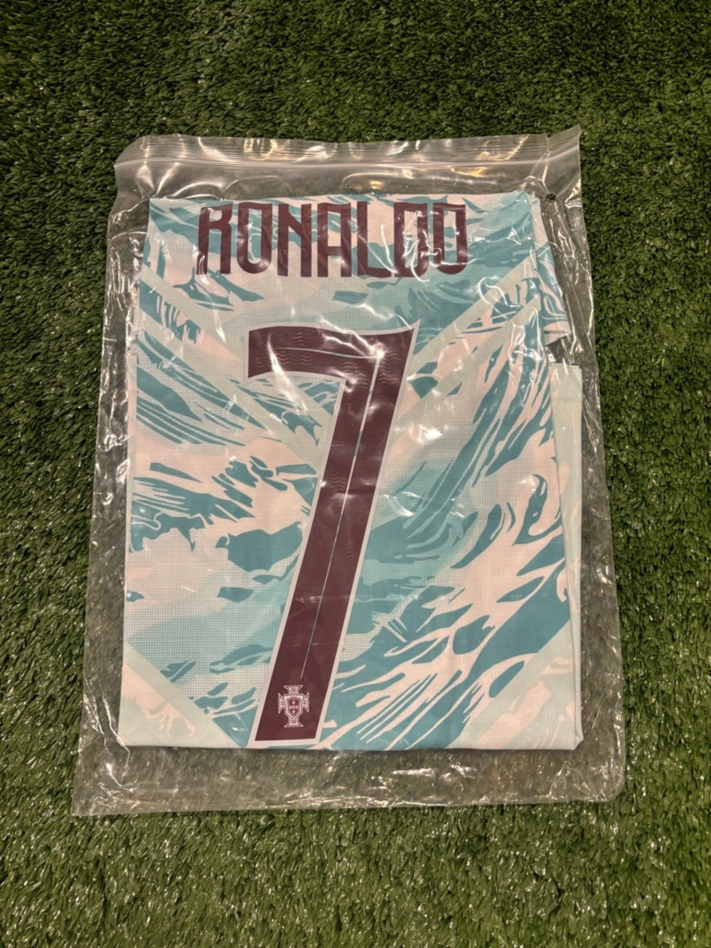 JUST RELEASED 2026 WC -  PORTUGAL Ronaldo 7 Away White Adult Jersey - Picture 6 of 6